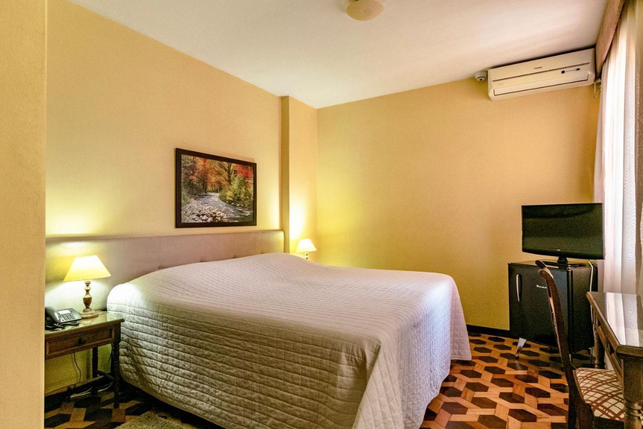Hotel San Rafael Porto Uniao Ngoại thất bức ảnh
